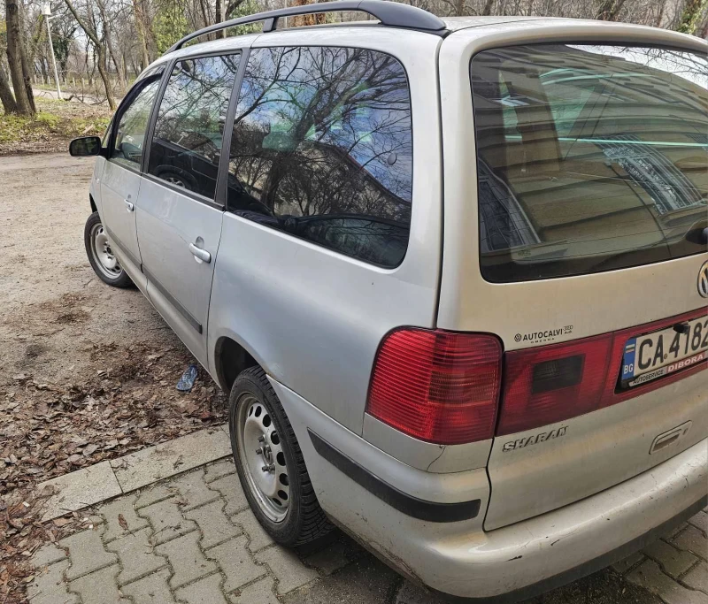 VW Sharan 1.9 TDI, снимка 2 - Автомобили и джипове - 53475044