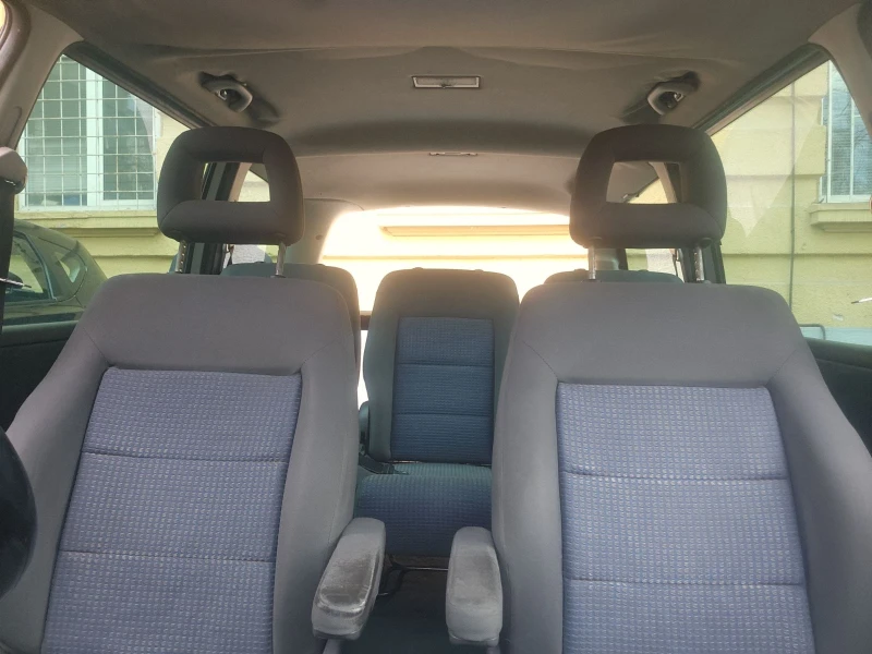 VW Sharan 1.9 TDI, снимка 7 - Автомобили и джипове - 53475044