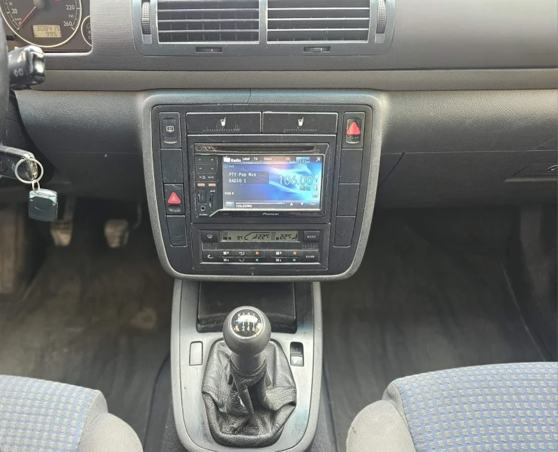 VW Sharan 1.9 TDI, снимка 5 - Автомобили и джипове - 53475044