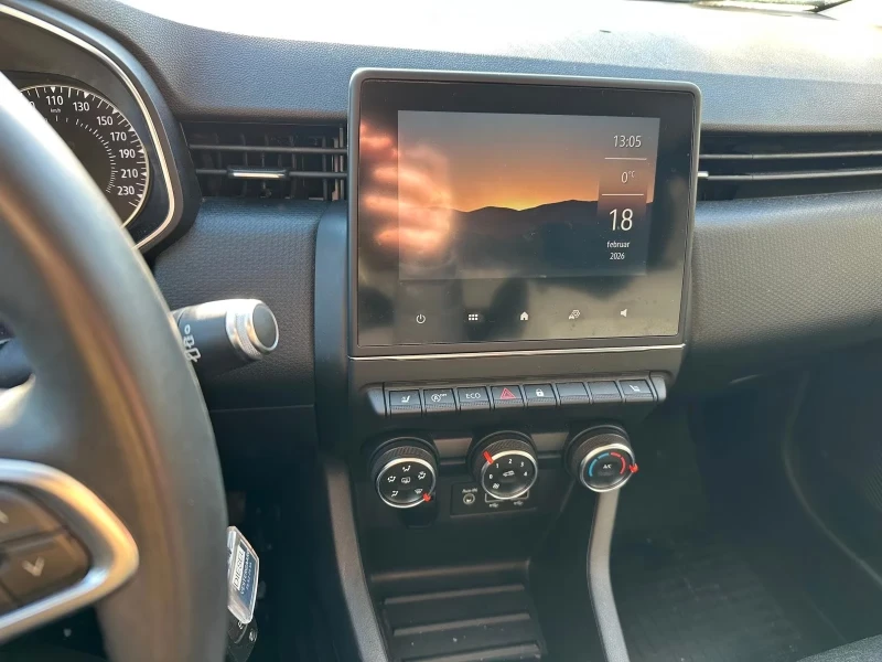 Renault Clio Clio 1.5d Experience  86ps DK, снимка 14 - Автомобили и джипове - 53526357