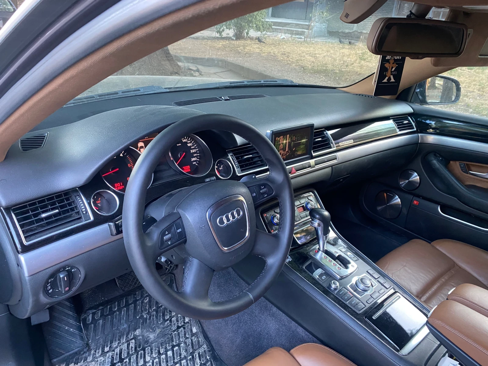 Audi A8 4.0TDI S8 face  - изображение 6