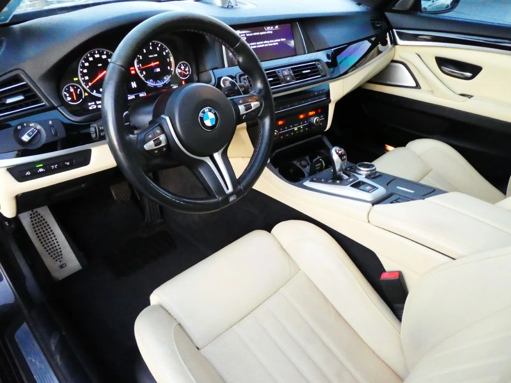BMW M5 Facelift - изображение 6
