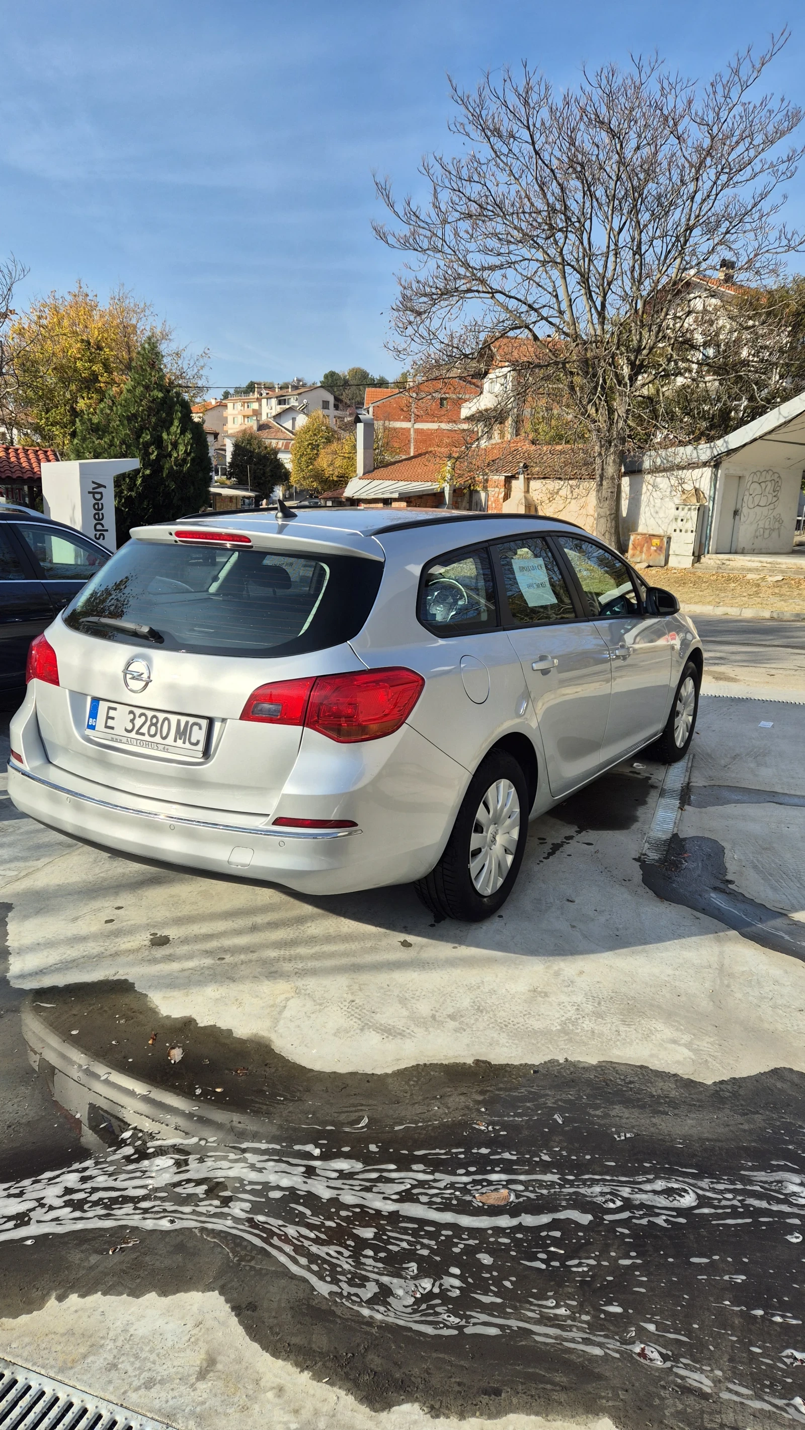 Opel Astra 1.6 CDTI SPORT TOURER - изображение 4