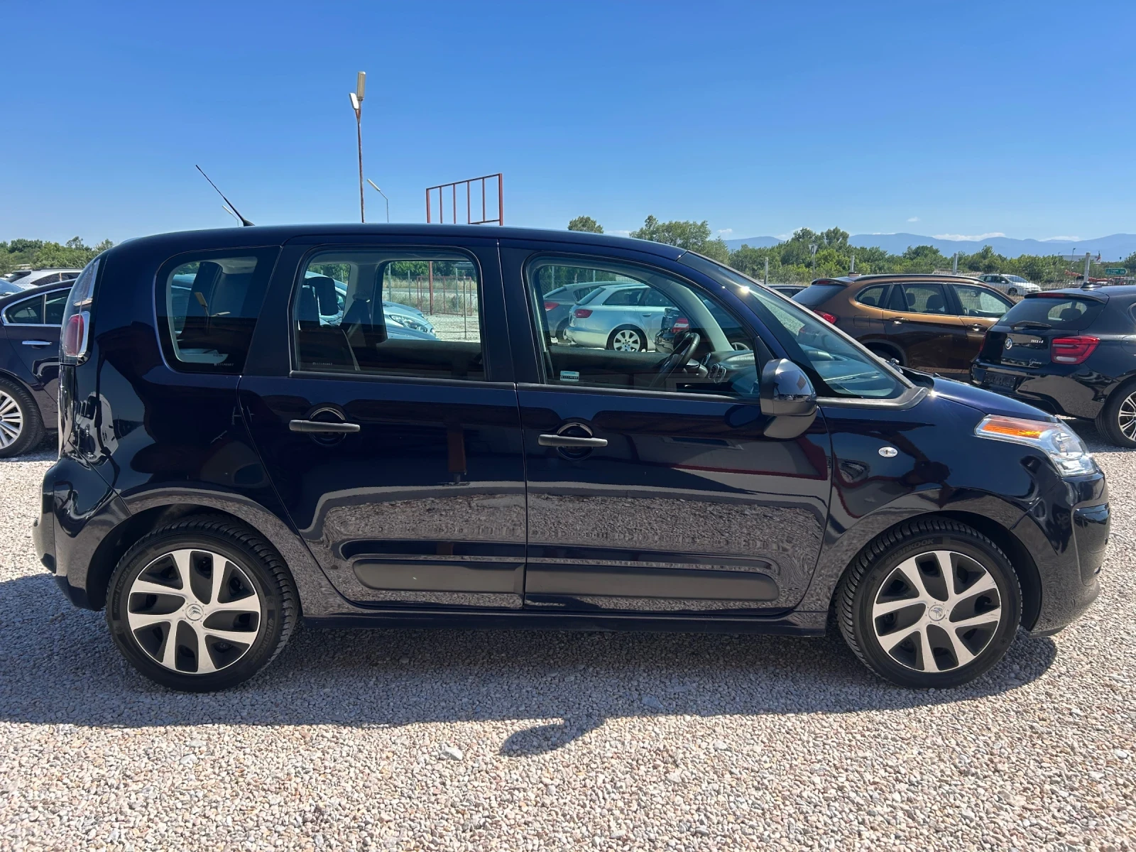 Citroen C3 Picasso * 1.4i* 95к.с * Газов* Инжекцион* LED* Гаранция!*  - изображение 6