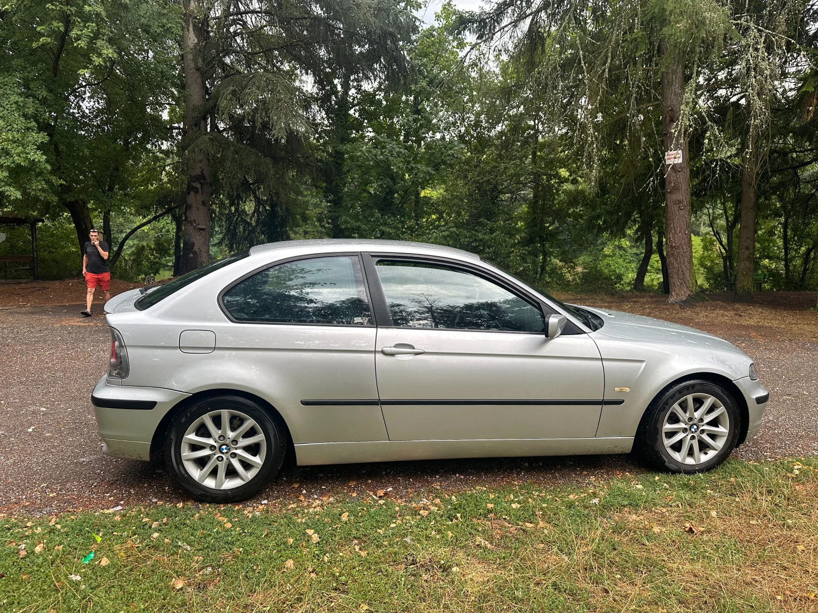 BMW 320  - изображение 2