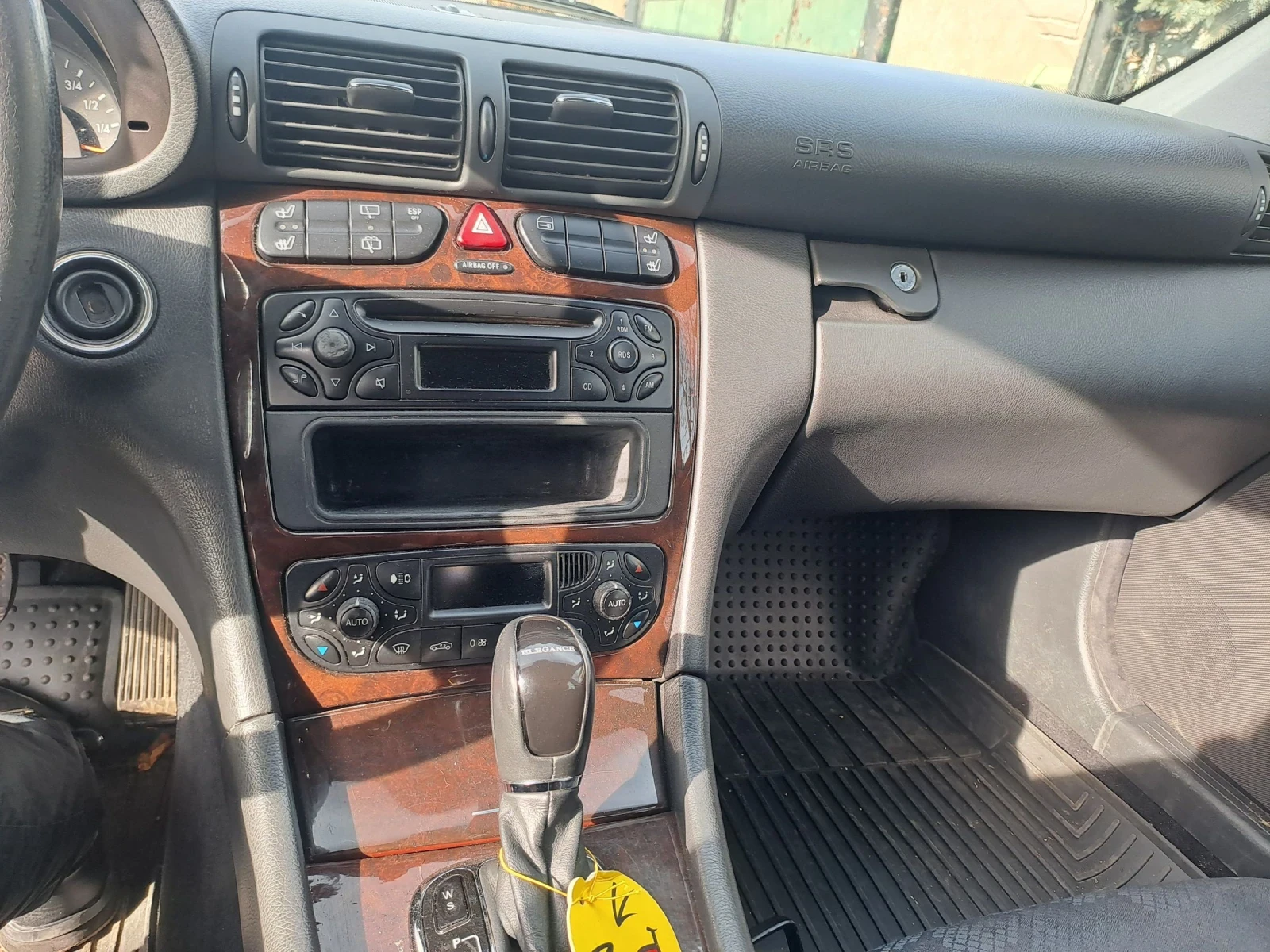 Mercedes-Benz C 220  - изображение 7