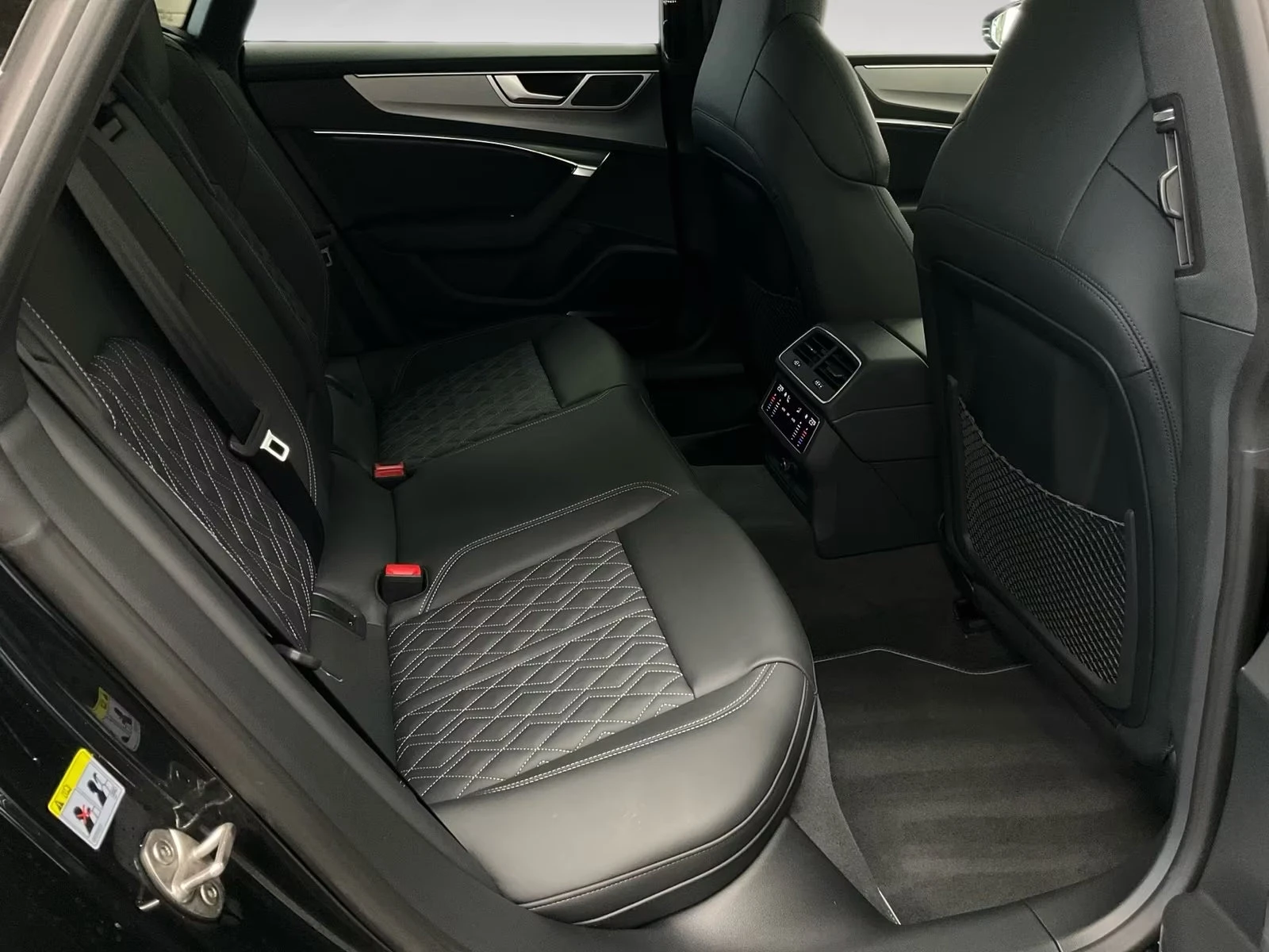 Audi A7 50TDI/286HP/S-LINE/360/PANO/MATRIX/QUATTRO/122z, снимка 11 - Автомобили и джипове - 53767212