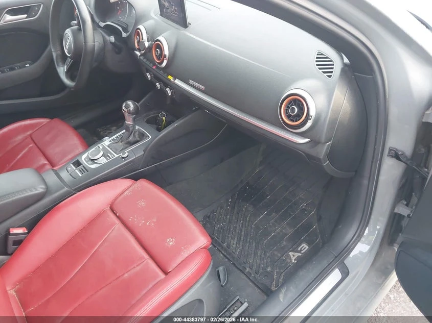 Audi A3 2.0l Premium 45 Tfsi S Line Quattro S Tronic, снимка 5 - Автомобили и джипове - 53872140