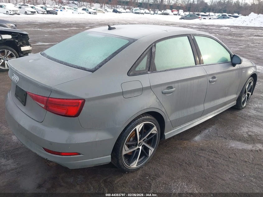 Audi A3 2.0l Premium 45 Tfsi S Line Quattro S Tronic, снимка 4 - Автомобили и джипове - 53872140