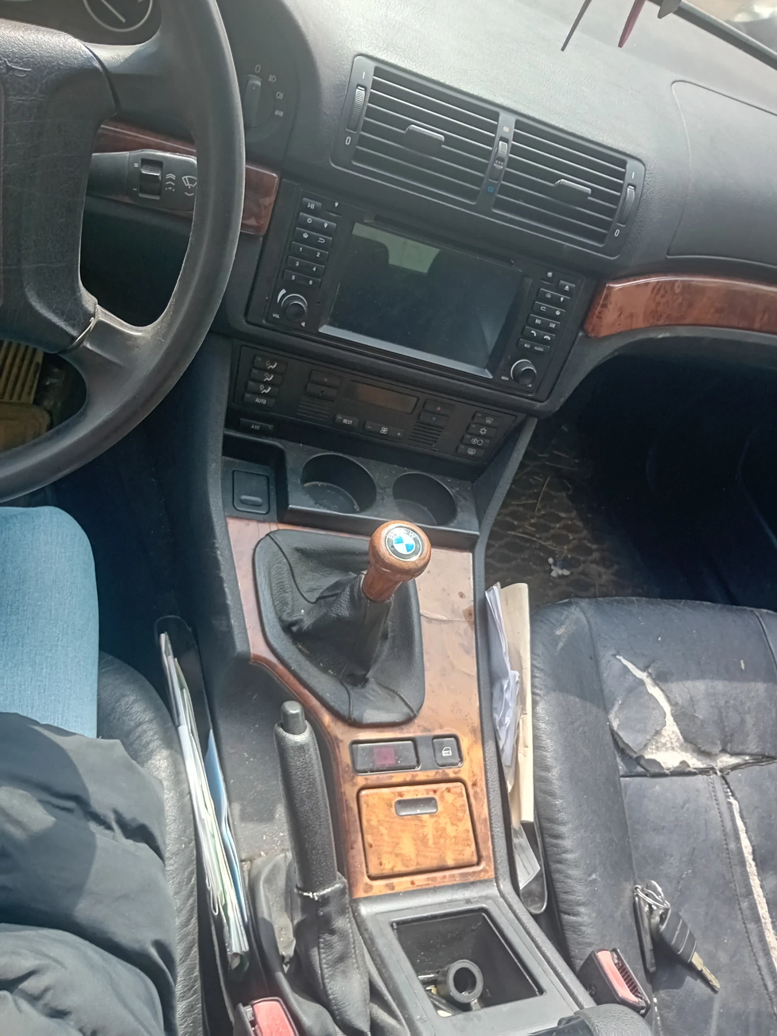 BMW 318 Има газов иженкцион, снимка 8 - Автомобили и джипове - 54149082