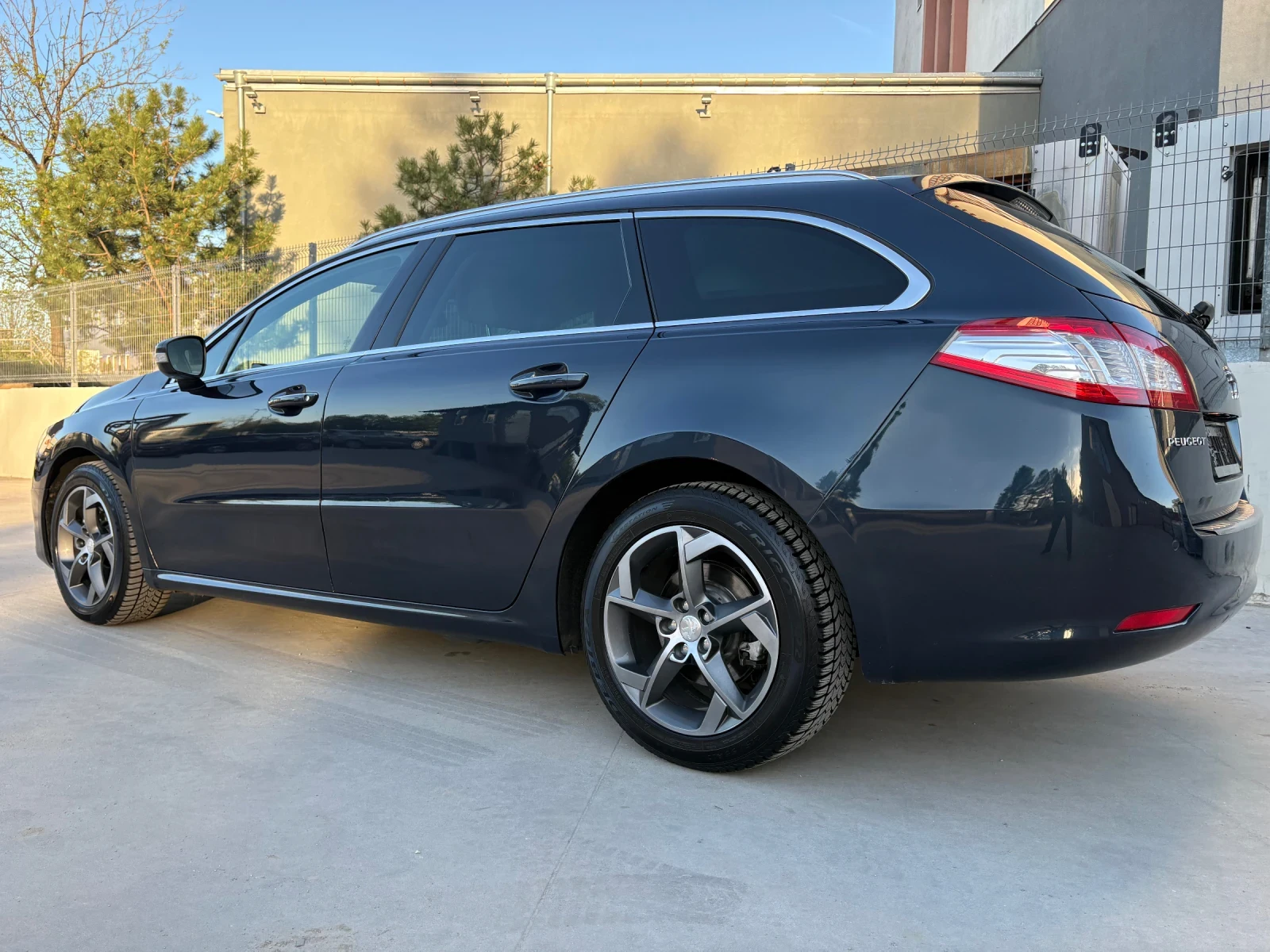 Peugeot 508 2.0 Blue HDI 180kc Automatic, снимка 4 - Автомобили и джипове - 54316232