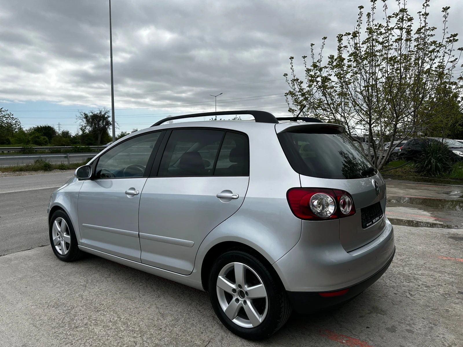 VW Golf Plus 2.0, снимка 7 - Автомобили и джипове - 54333967