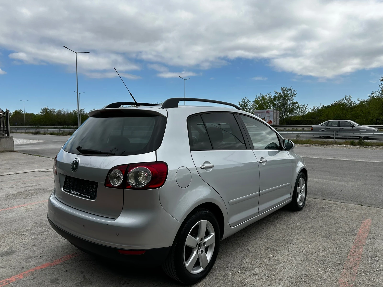 VW Golf Plus 2.0, снимка 5 - Автомобили и джипове - 54333967