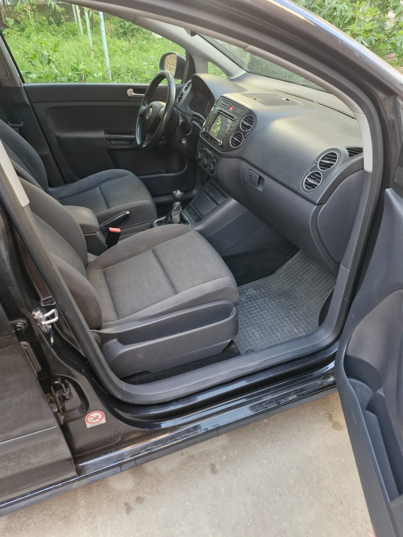 VW Golf Plus 1.9 TDi 105 ks, снимка 6 - Автомобили и джипове - 54527307