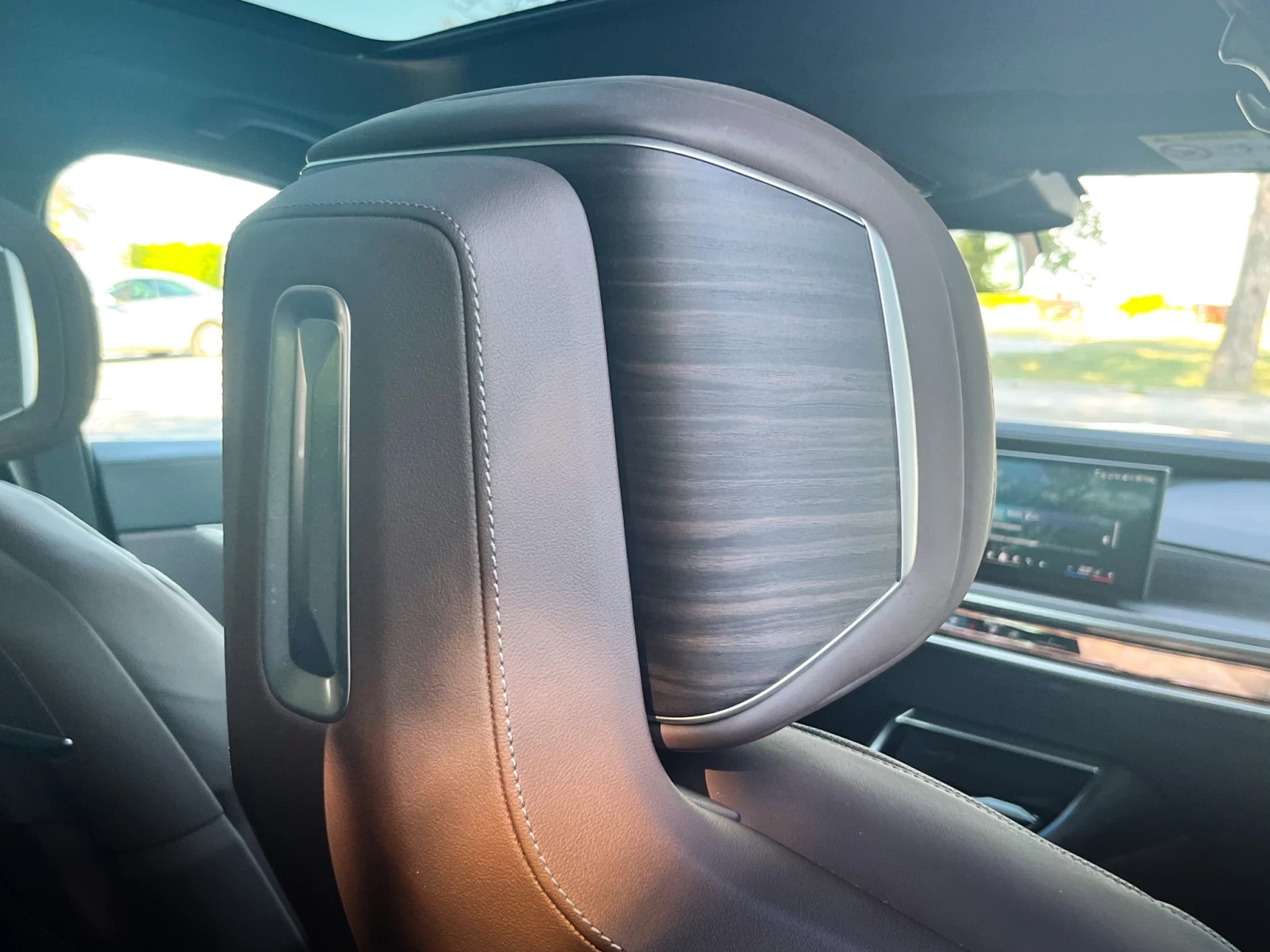 BMW i7 XDrive60/ M sport | Mobile.bg � ����������� 17