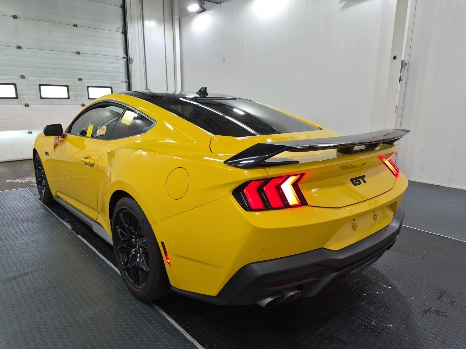 Ford Mustang 5L 8cyl Rear Wheel Drive | Mobile.bg � ����������� 4