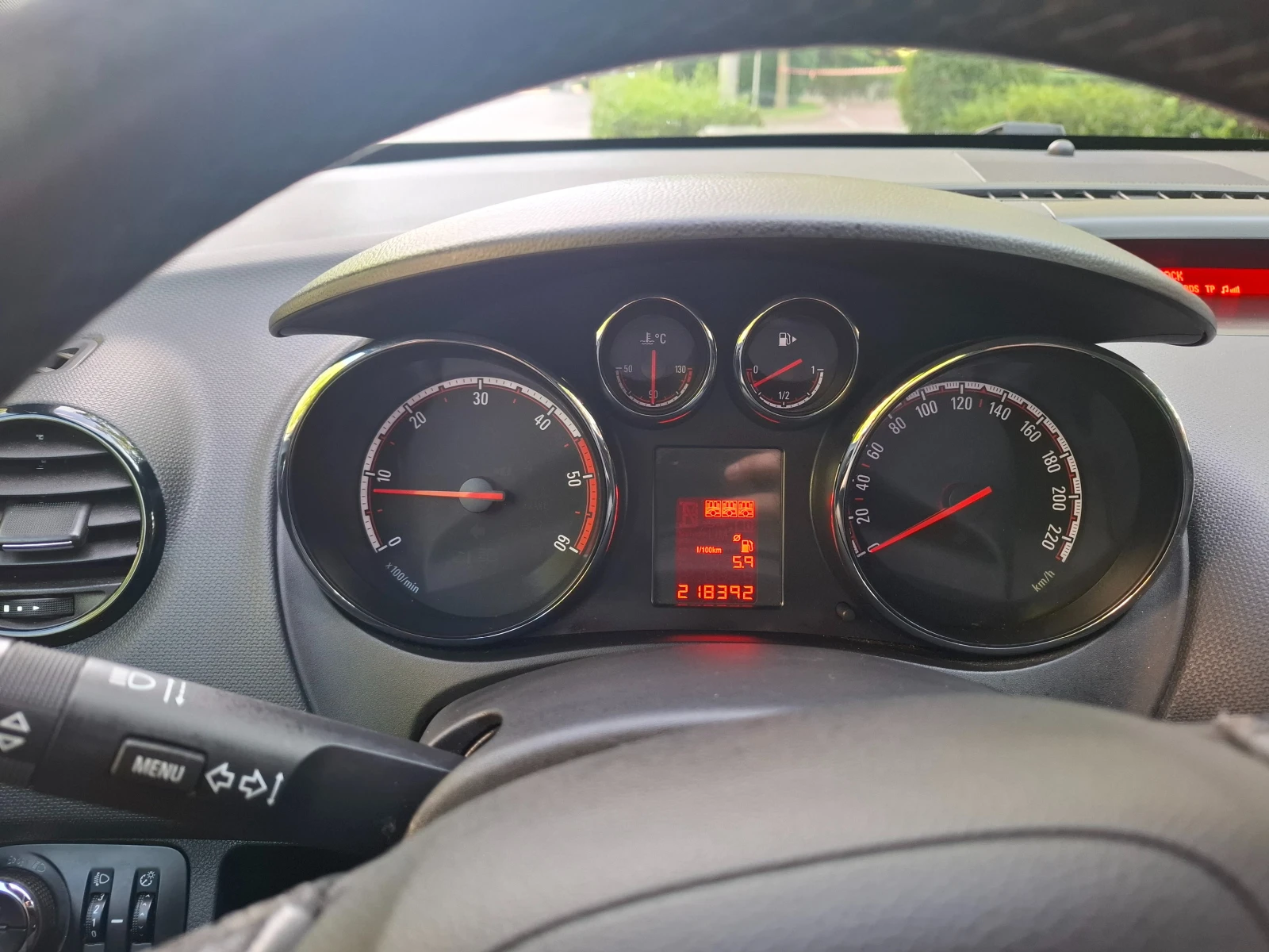 Opel Meriva 1.3 / Euro 5, снимка 10 - Автомобили и джипове - 55076937