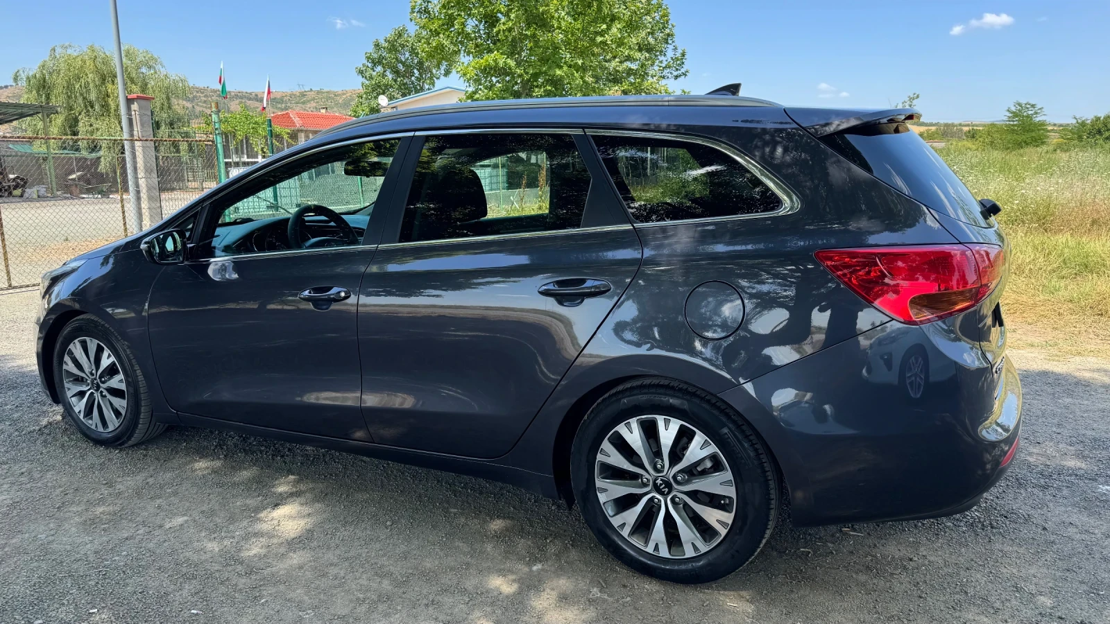 Kia Ceed 1, 6, снимка 4 - Автомобили и джипове - 55100610