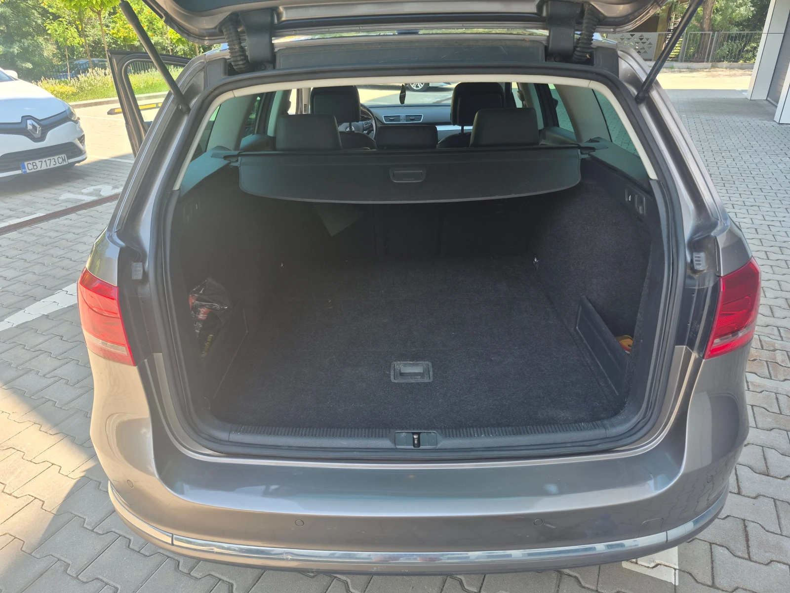 VW Passat, снимка 15 - Автомобили и джипове - 55249229