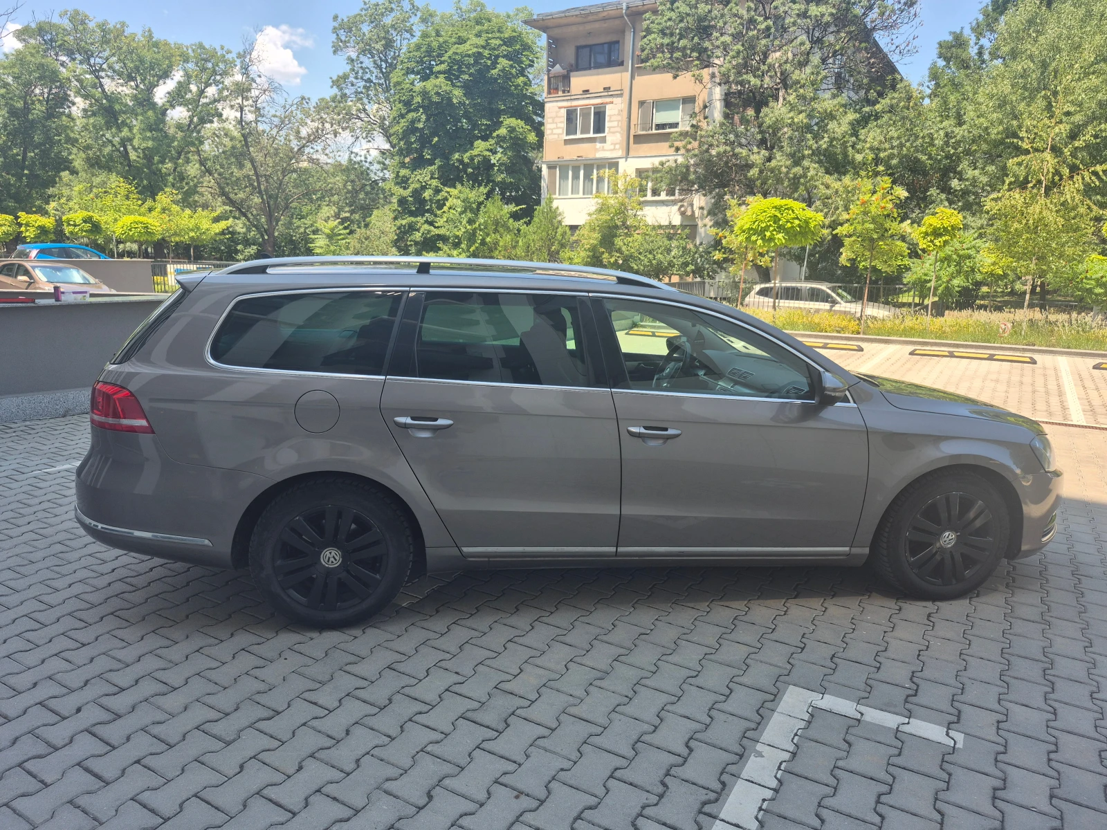 VW Passat, снимка 6 - Автомобили и джипове - 55249229
