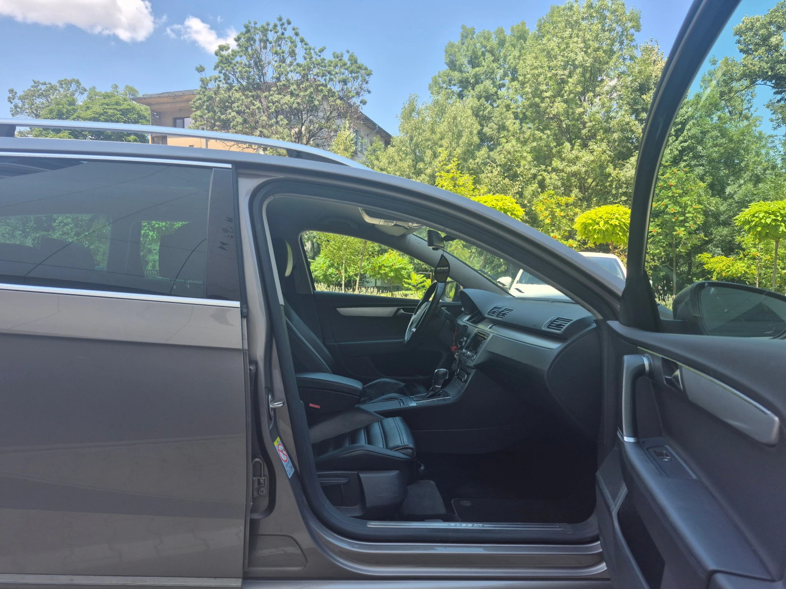 VW Passat, снимка 12 - Автомобили и джипове - 55249229