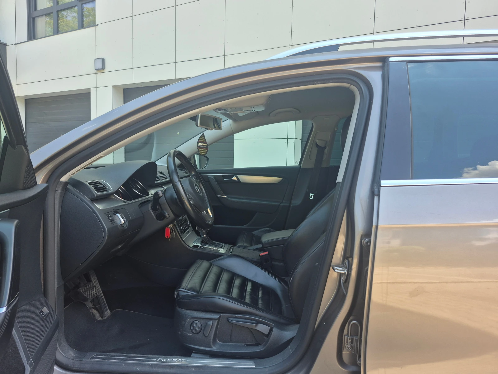 VW Passat, снимка 9 - Автомобили и джипове - 55249229