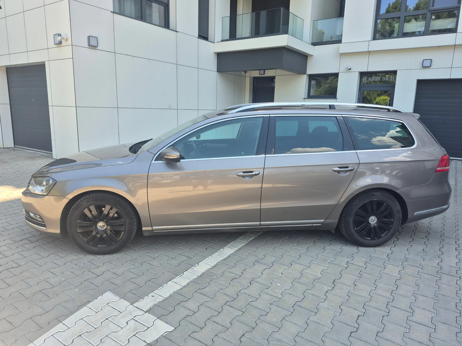 VW Passat, снимка 2 - Автомобили и джипове - 55249229