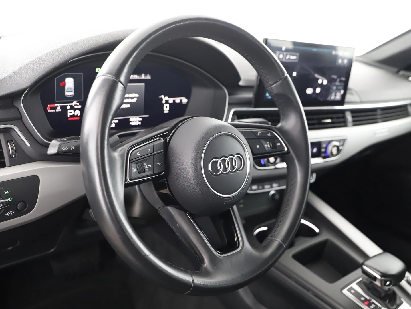 Audi A4, снимка 8 - Автомобили и джипове - 55526169