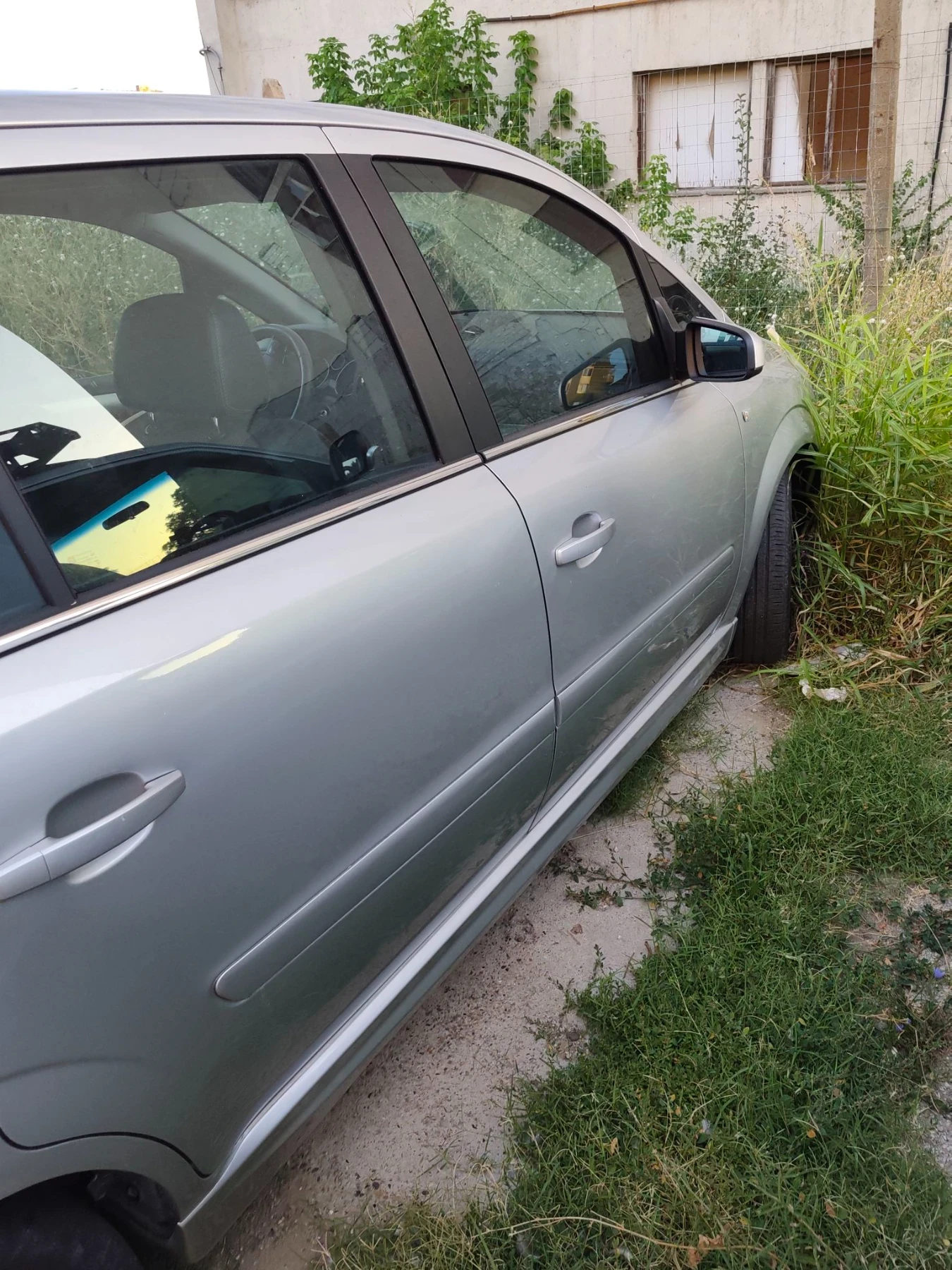 Opel Zafira, снимка 8 - Автомобили и джипове - 55675437