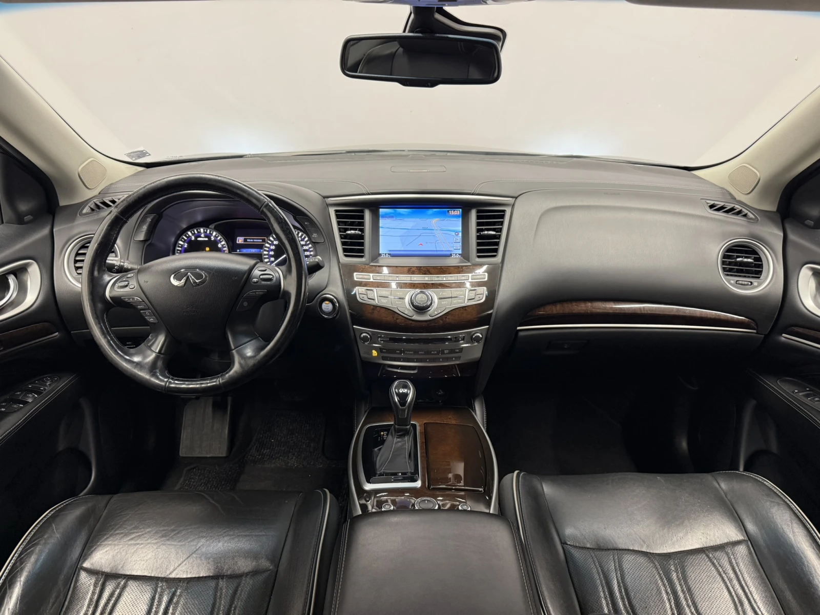 Infiniti Q60 AWD Hi-Tech, снимка 15 - Автомобили и джипове - 56623525