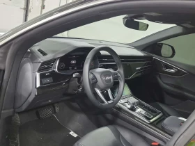 Audi Q8 * Progressiv * CARFAX * DISTRONIC * 360 * 2 КЛЮЧА , снимка 5