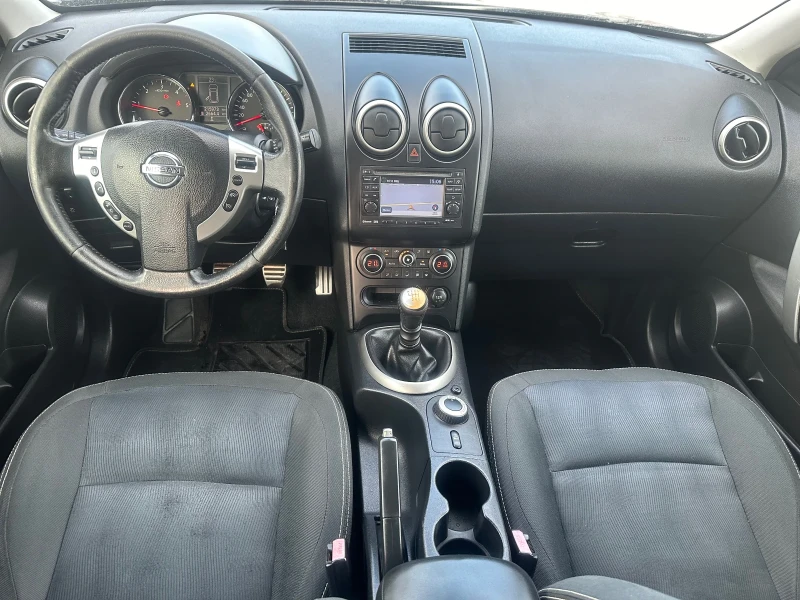 Nissan Qashqai 1.6 DCI NAVI 4X4, снимка 9 - Автомобили и джипове - 47923165