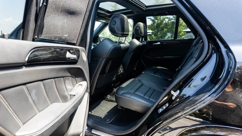 Mercedes-Benz GLE 63 S AMG ПАНОРАМА HARMAN KARDON FULL TOP ЛИЗИНГ 100%, снимка 16 - Автомобили и джипове - 50730848