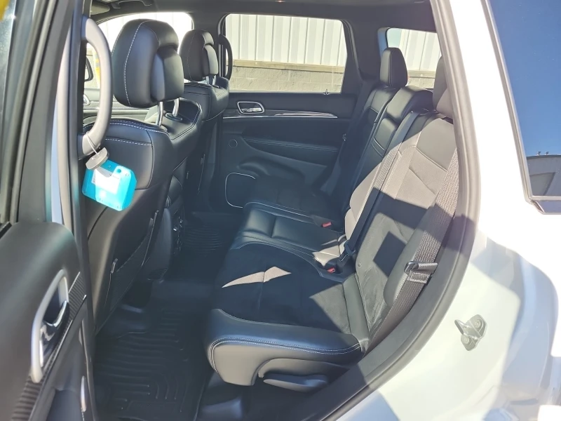 Jeep Grand cherokee SRT* 6.4* Подгрев* Обдух* Пано, снимка 9 - Автомобили и джипове - 52317809