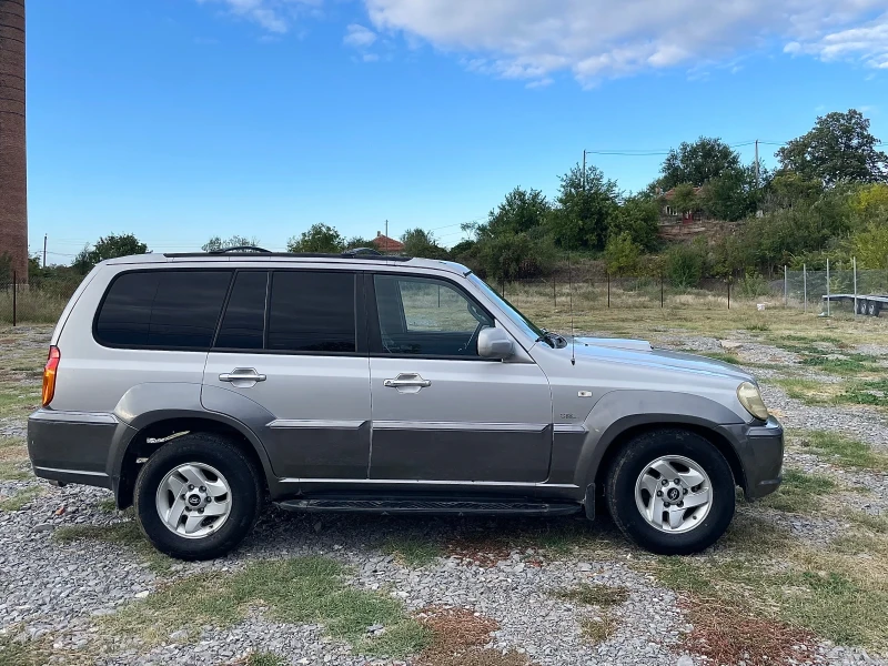 Hyundai Terracan 2.9CRDI, снимка 4 - Автомобили и джипове - 52372333