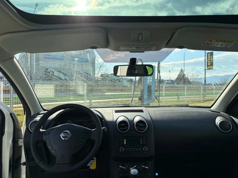 Nissan Qashqai 1.5 DCI PANORAMA 7МЕСТЕН, снимка 13 - Автомобили и джипове - 52965158