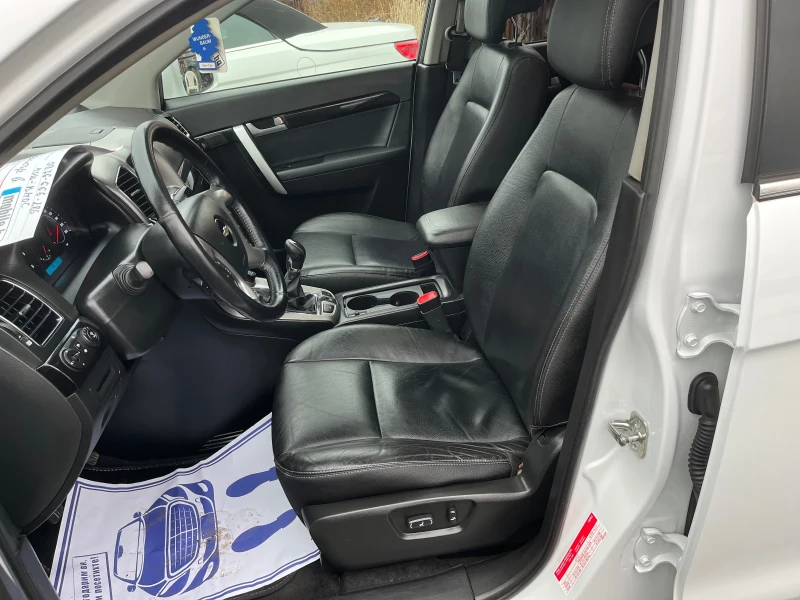 Chevrolet Captiva 2.2 / 4x4 / 7 места, снимка 8 - Автомобили и джипове - 53156244