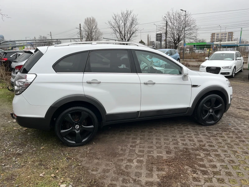 Chevrolet Captiva 2.2 / 4x4 / 7 места, снимка 2 - Автомобили и джипове - 53156244