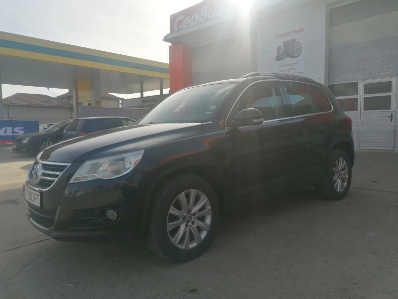 VW Tiguan 2.0 TDI, снимка 4 - Автомобили и джипове - 53224369