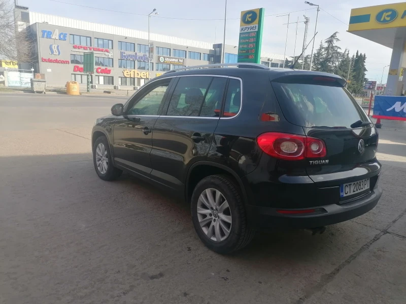 VW Tiguan 2.0 TDI, снимка 5 - Автомобили и джипове - 53224369