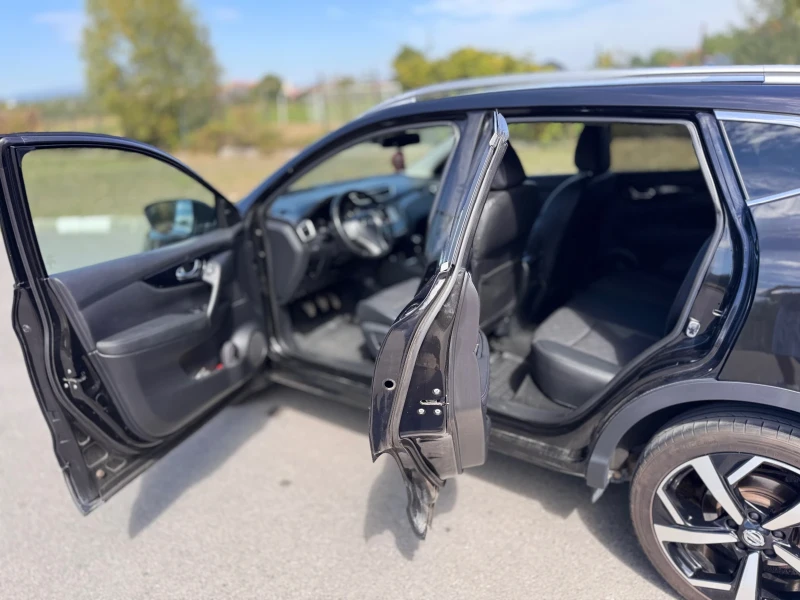 Nissan Qashqai 1.6 DCI ПАНОРАМА, снимка 8 - Автомобили и джипове - 53432892