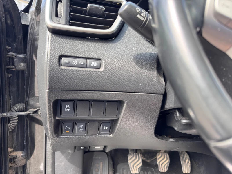 Nissan Qashqai 1.6 DCI ПАНОРАМА, снимка 11 - Автомобили и джипове - 53432892