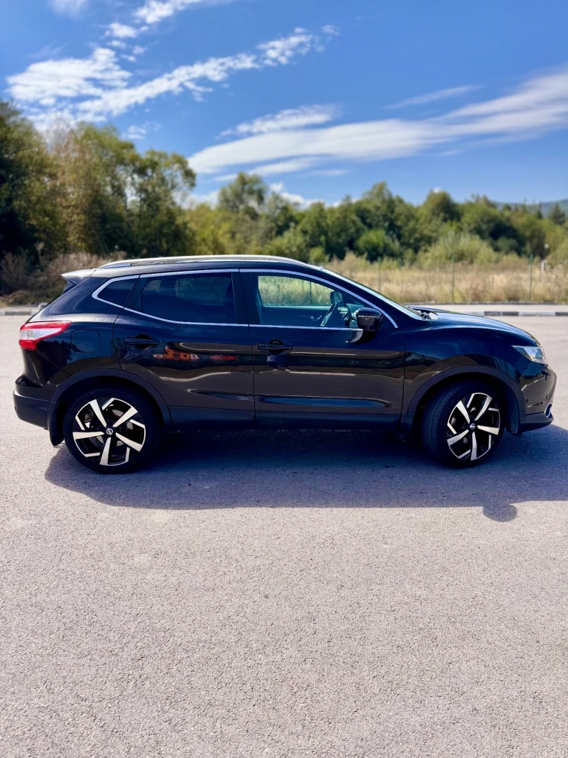 Nissan Qashqai 1.6 DCI ПАНОРАМА, снимка 4 - Автомобили и джипове - 53432892