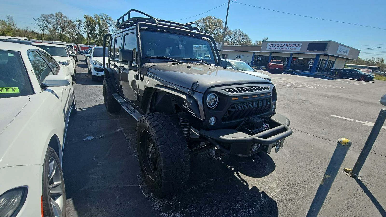 Jeep Wrangler 2016 Jeep Wrangler Unlimited Sahara - изображение 2