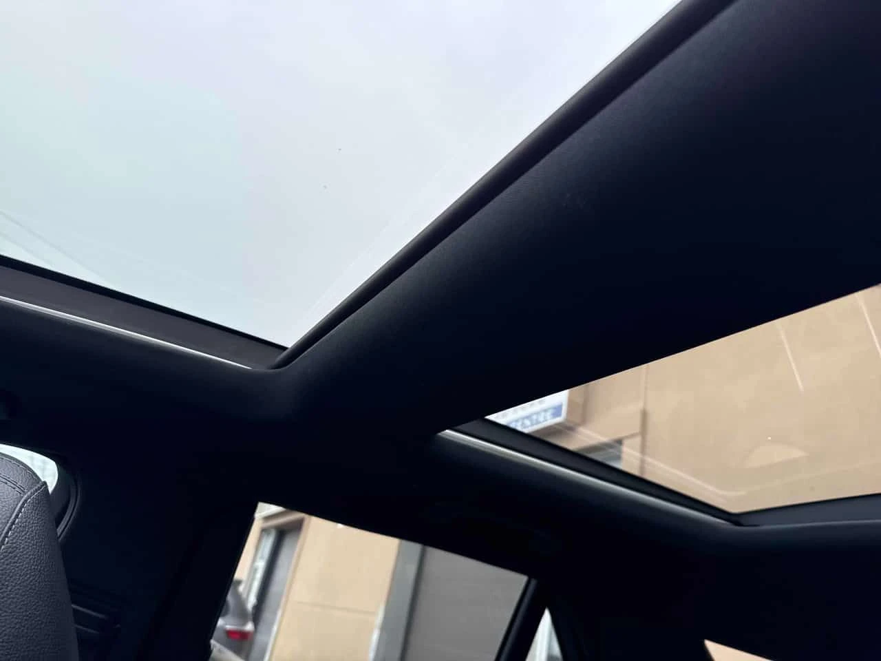 Mercedes-Benz GLE 350d  CARFAX, снимка 10 - Автомобили и джипове - 53977643