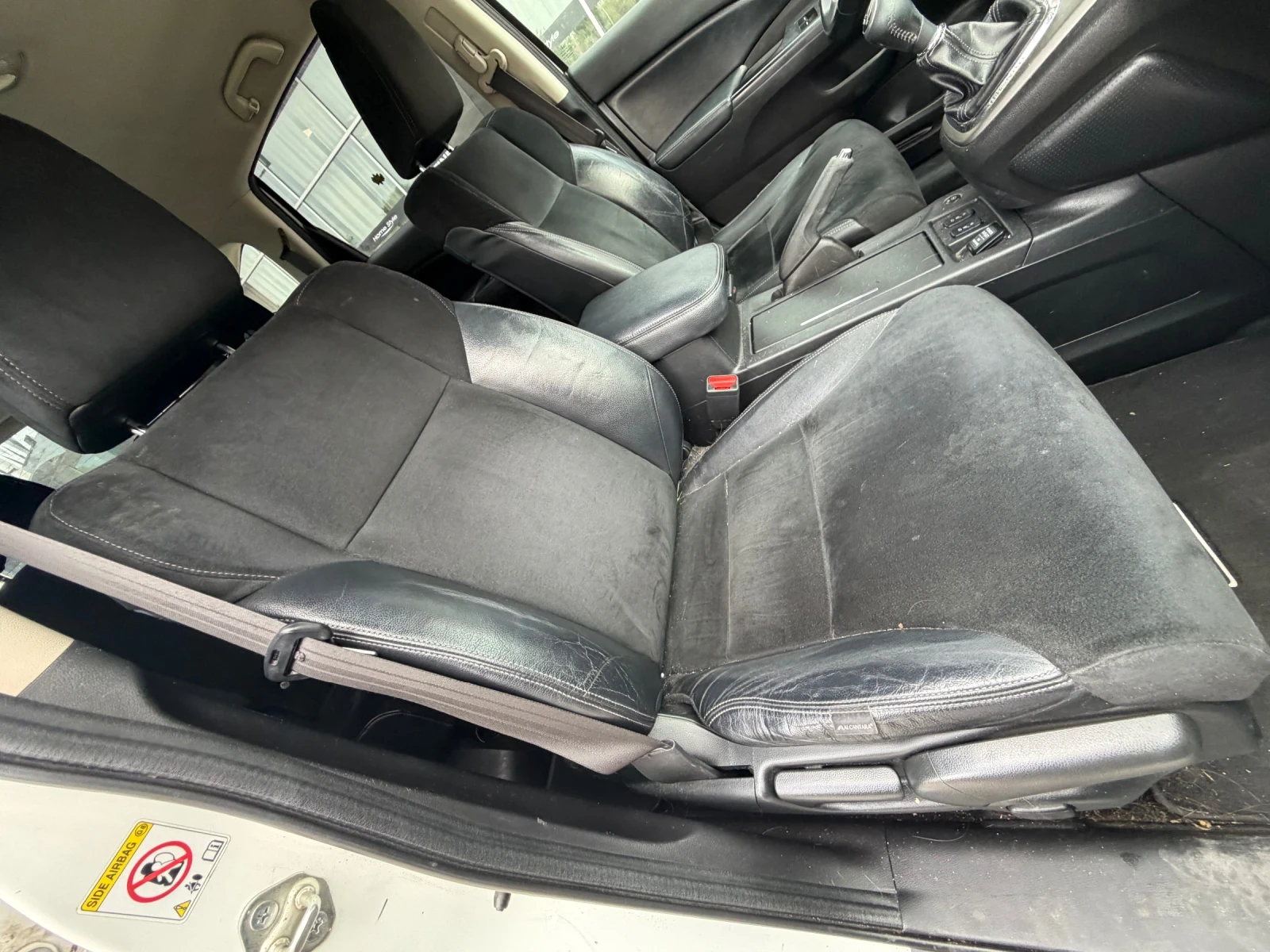 Honda Cr-v 2.2D* БАРТЕР* КОЖА* КАМЕРА* Подгрев, снимка 8 - Автомобили и джипове - 55013746