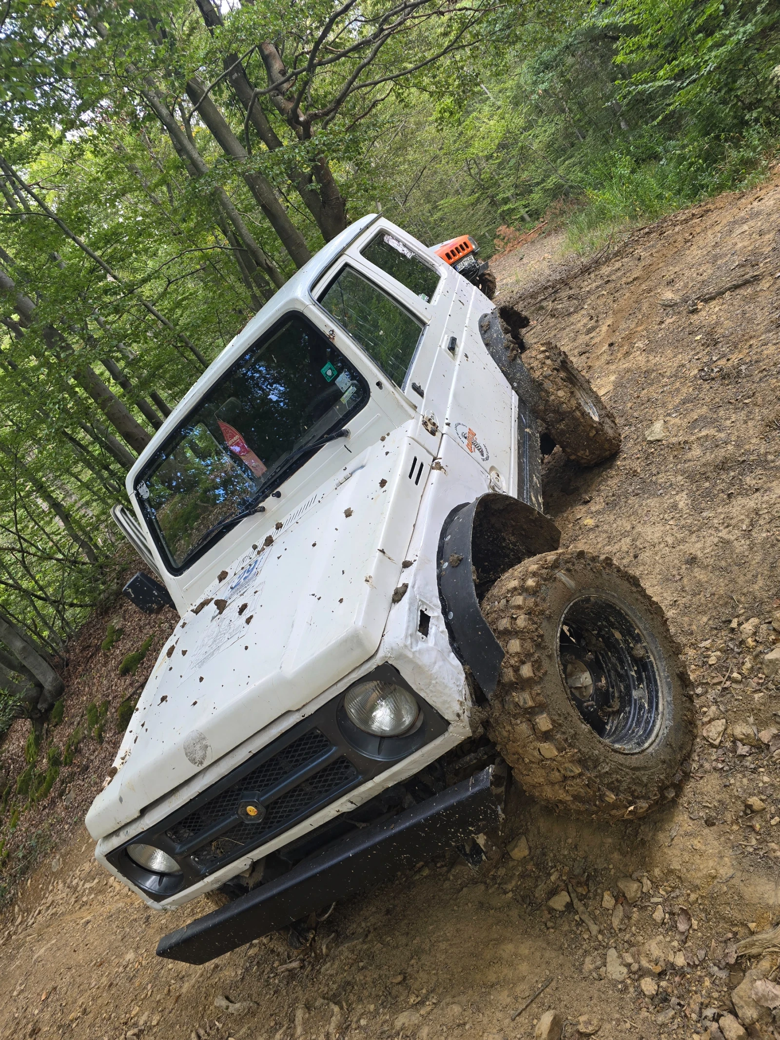 Suzuki Samurai 1.3, снимка 4 - Автомобили и джипове - 55421876
