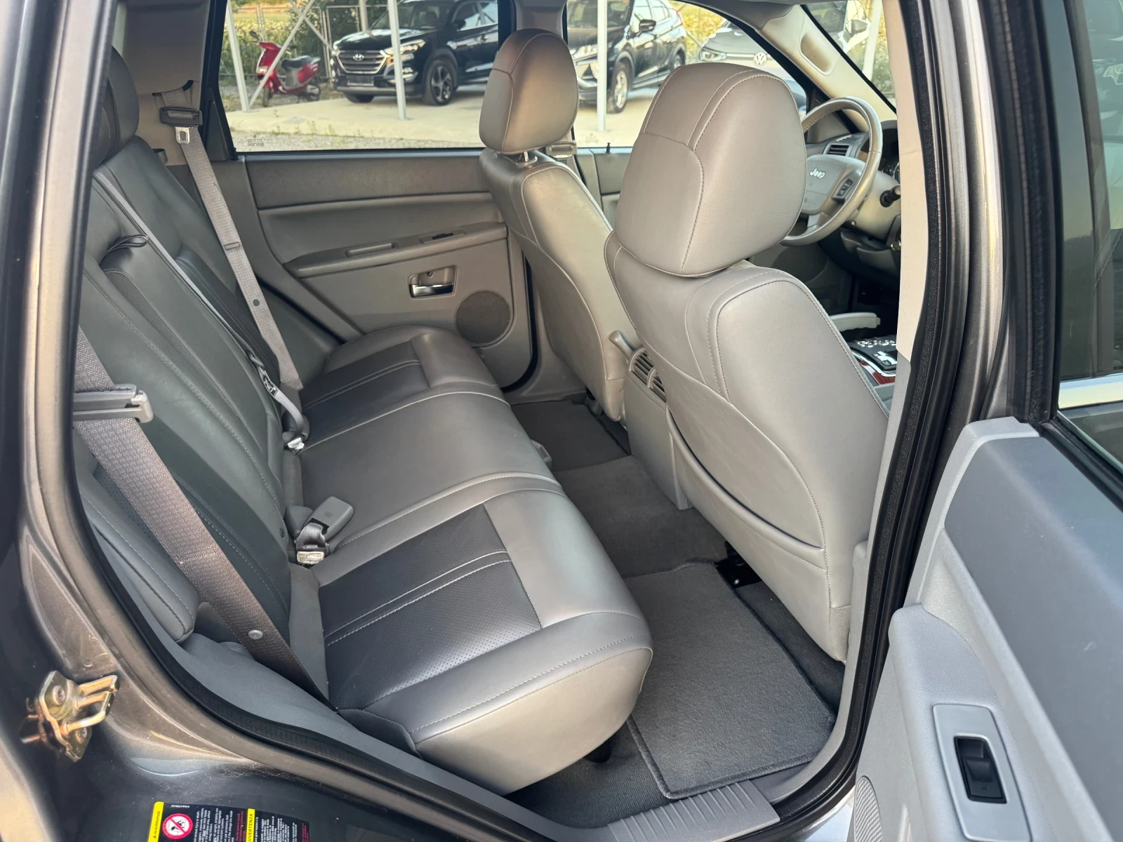 Jeep Grand cherokee 3.0CRD 218к.с , снимка 13 - Автомобили и джипове - 55503386