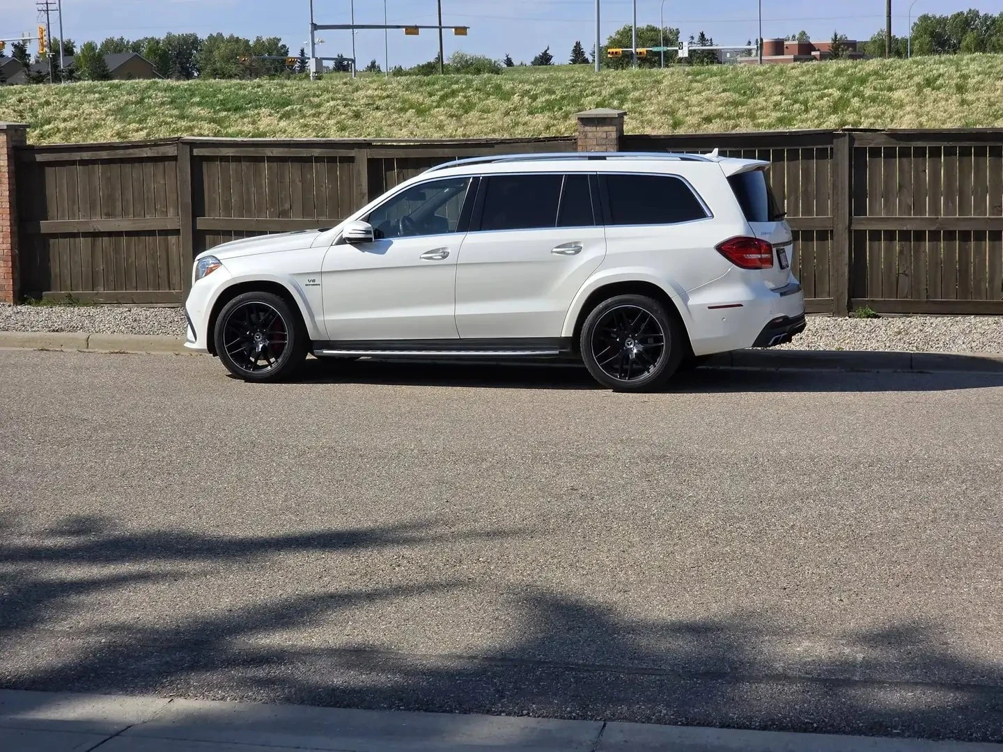 Mercedes-Benz GLS 63 AMG ЦЕНА ДО БЪЛГАРИЯ АВТОКРЕДИТ, снимка 6 - Автомобили и джипове - 55901926