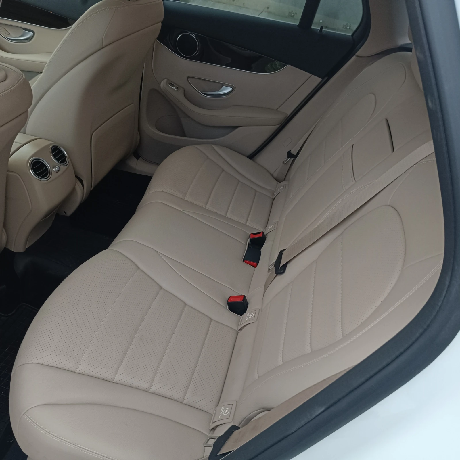 Mercedes-Benz GLC 300 2.0, снимка 11 - Автомобили и джипове - 56158283